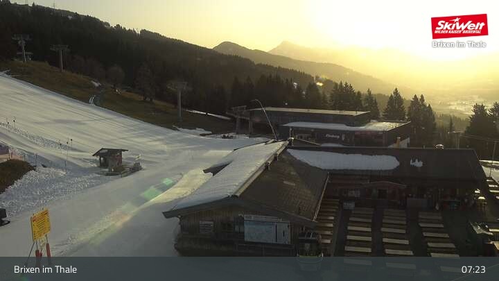 Archiv Foto Webcam Bergstation Gondelbahn, Brixen im Thale