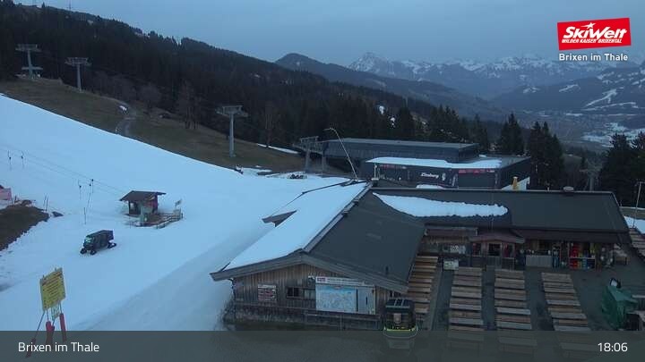 Archiv Foto Webcam Bergstation Gondelbahn, Brixen im Thale