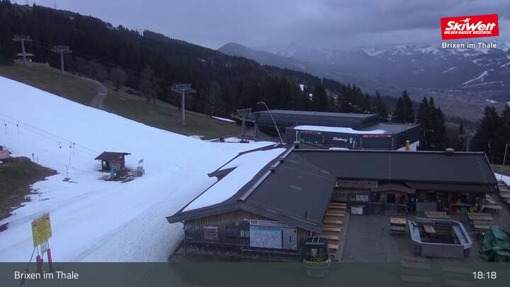 Archiv Foto Webcam Bergstation Gondelbahn, Brixen im Thale