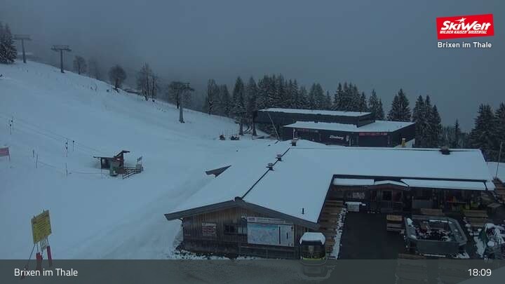 Archiv Foto Webcam Bergstation Gondelbahn, Brixen im Thale