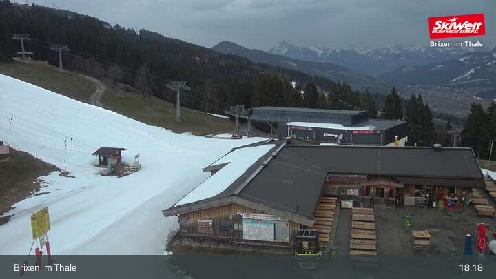 Archiv Foto Webcam Bergstation Gondelbahn, Brixen im Thale