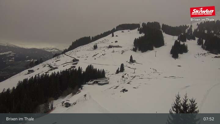 Archived image Webcam Top Station Gondola, Brixen im Thale
