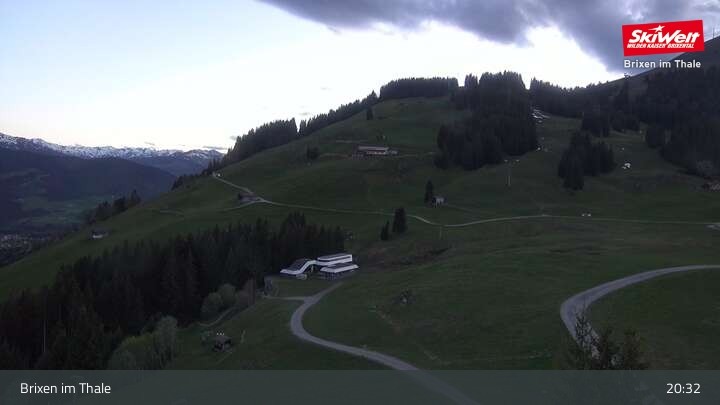 Archiv Foto Webcam Bergstation Gondelbahn, Brixen im Thale