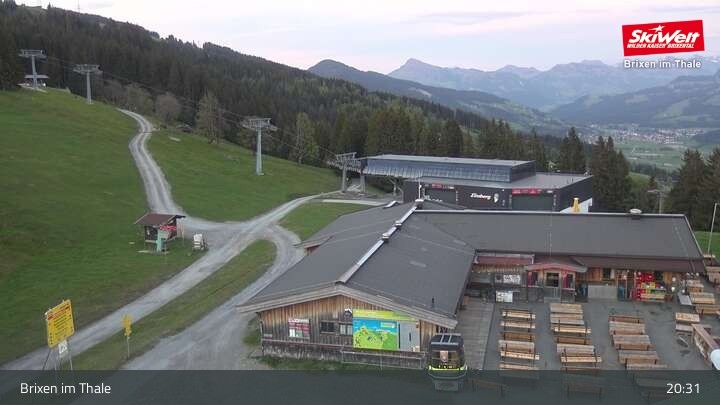 Archiv Foto Webcam Bergstation Gondelbahn, Brixen im Thale