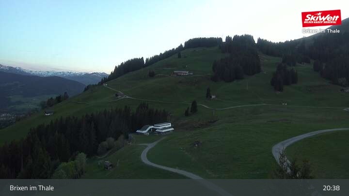 Archiv Foto Webcam Bergstation Gondelbahn, Brixen im Thale