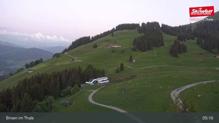 Archived image Webcam Top Station Gondola, Brixen im Thale
