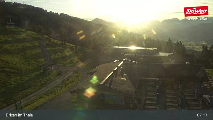 Archiv Foto Webcam Bergstation Gondelbahn, Brixen im Thale