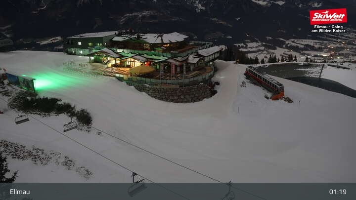 Archived image Webcam Top Station Hartkaiserbahn, Ellmau