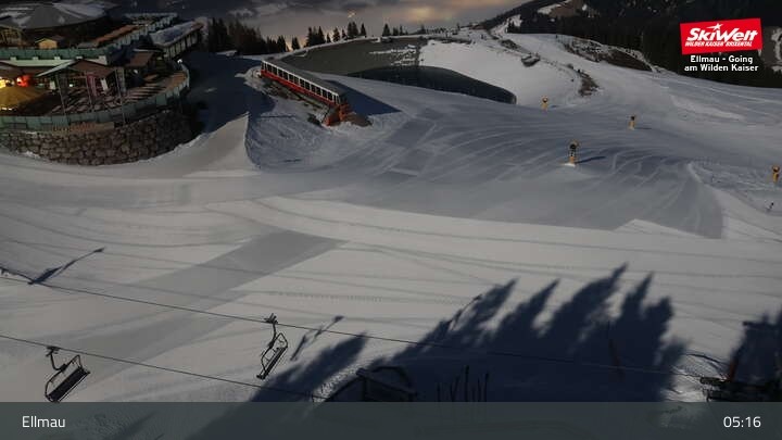 Archived image Webcam Top Station Hartkaiserbahn, Ellmau