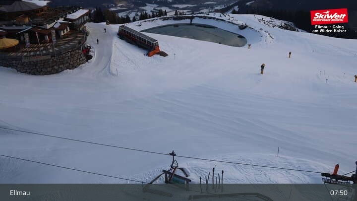 Archiv Foto Webcam Bergstation Hartkaiserbahn, Ellmau