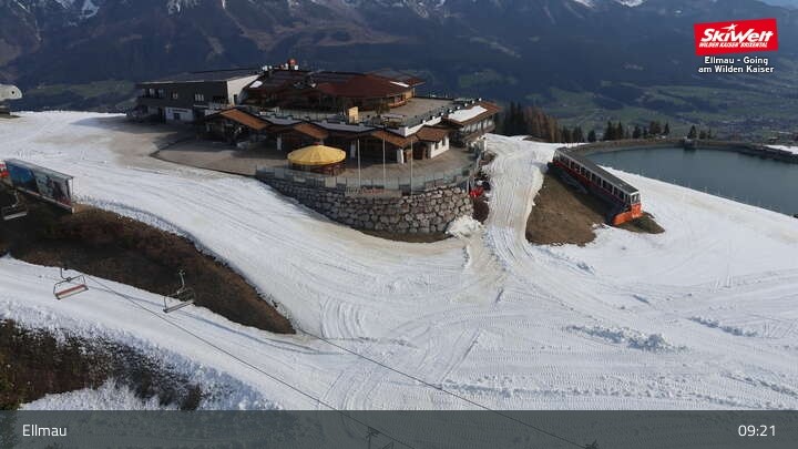 Archiv Foto Webcam Bergstation Hartkaiserbahn, Ellmau