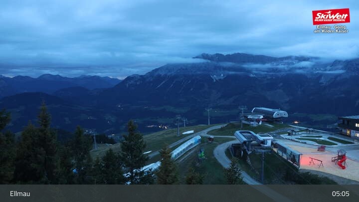 Archiv Foto Webcam Bergstation Hartkaiserbahn, Ellmau