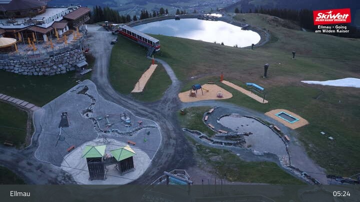 Archiv Foto Webcam Bergstation Hartkaiserbahn, Ellmau