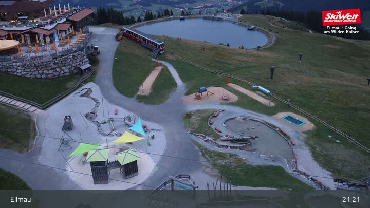 Archiv Foto Webcam Bergstation Hartkaiserbahn, Ellmau
