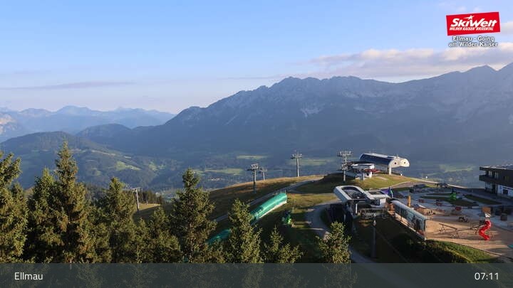 Archived image Webcam Top Station Hartkaiserbahn, Ellmau