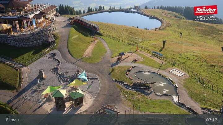 Archiv Foto Webcam Bergstation Hartkaiserbahn, Ellmau