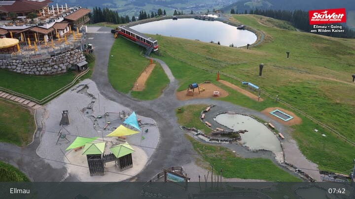 Archiv Foto Webcam Bergstation Hartkaiserbahn, Ellmau