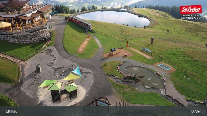 Archiv Foto Webcam Bergstation Hartkaiserbahn, Ellmau