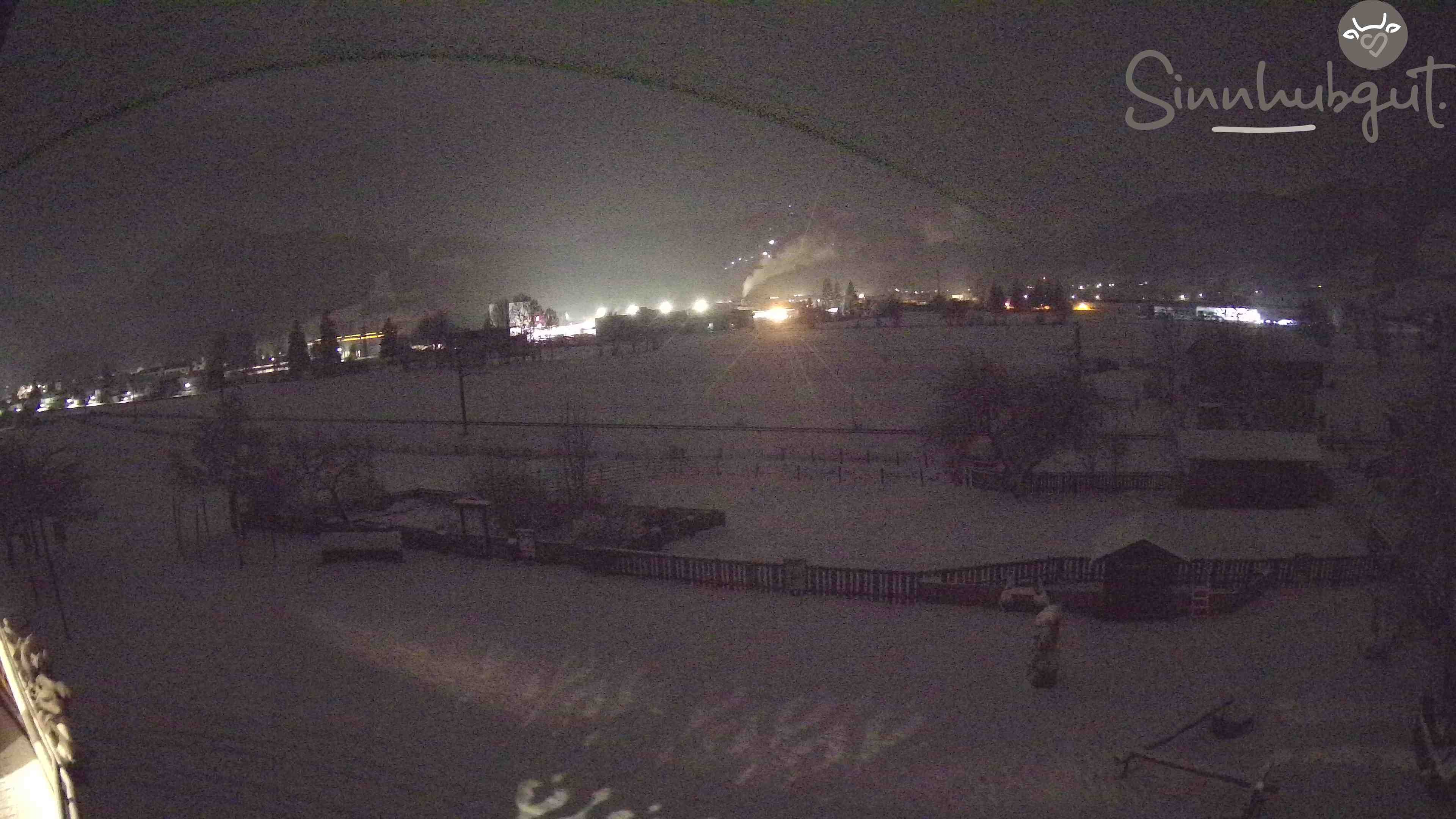 Archived image Webcam Sinnhub farm - Altenmarkt