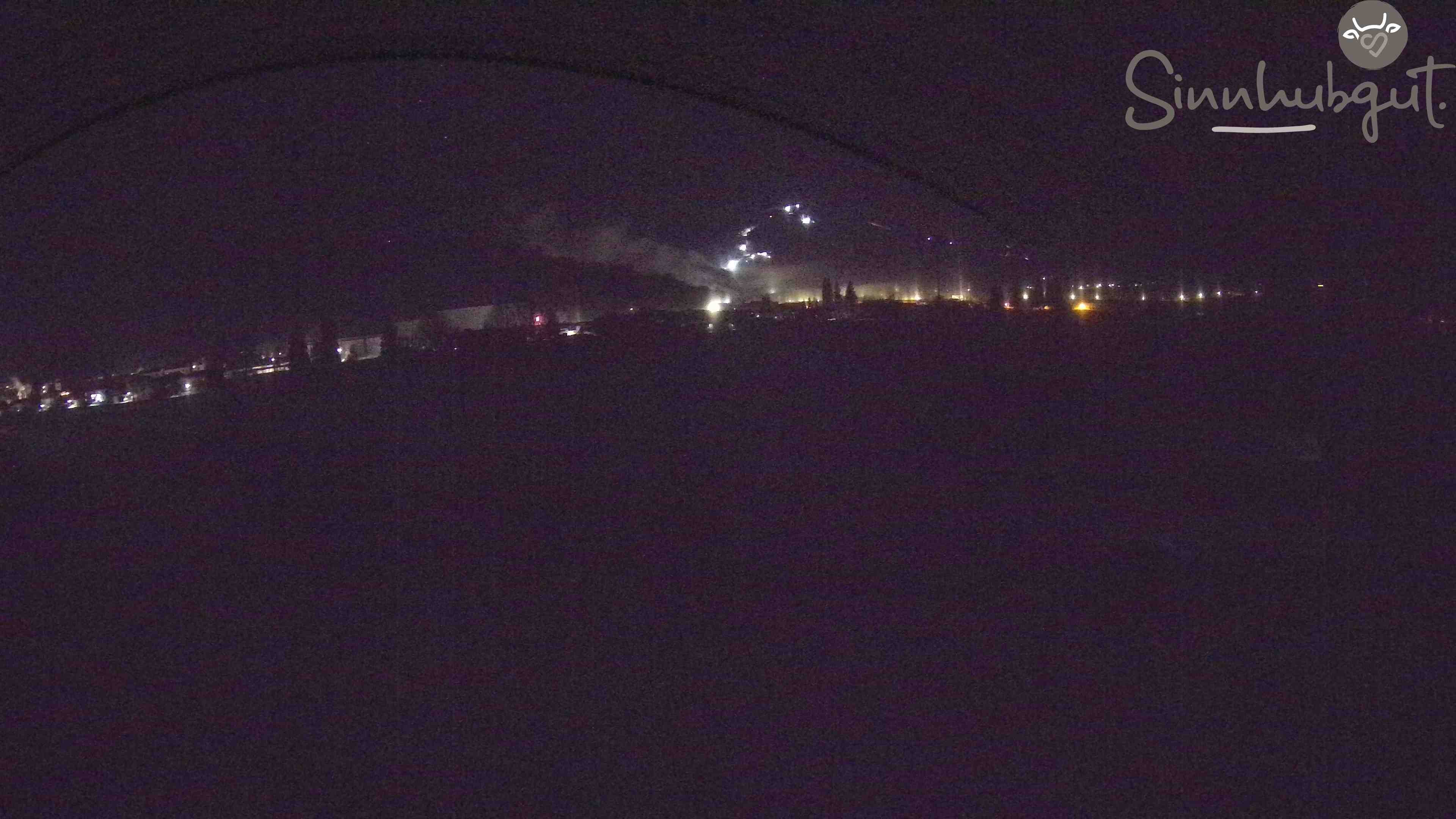 Archived image Webcam Sinnhub farm - Altenmarkt