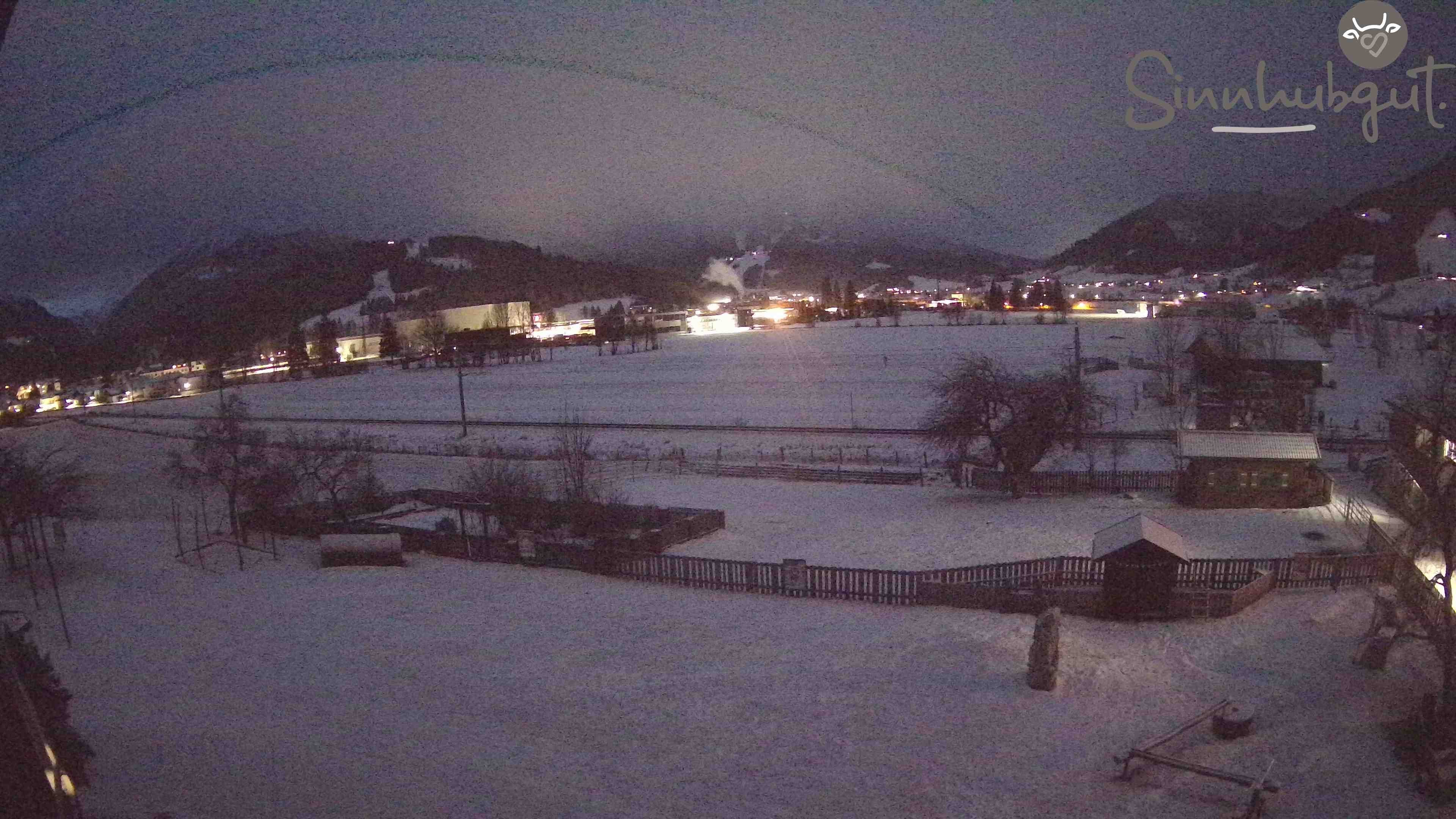 Archived image Webcam Sinnhub farm - Altenmarkt