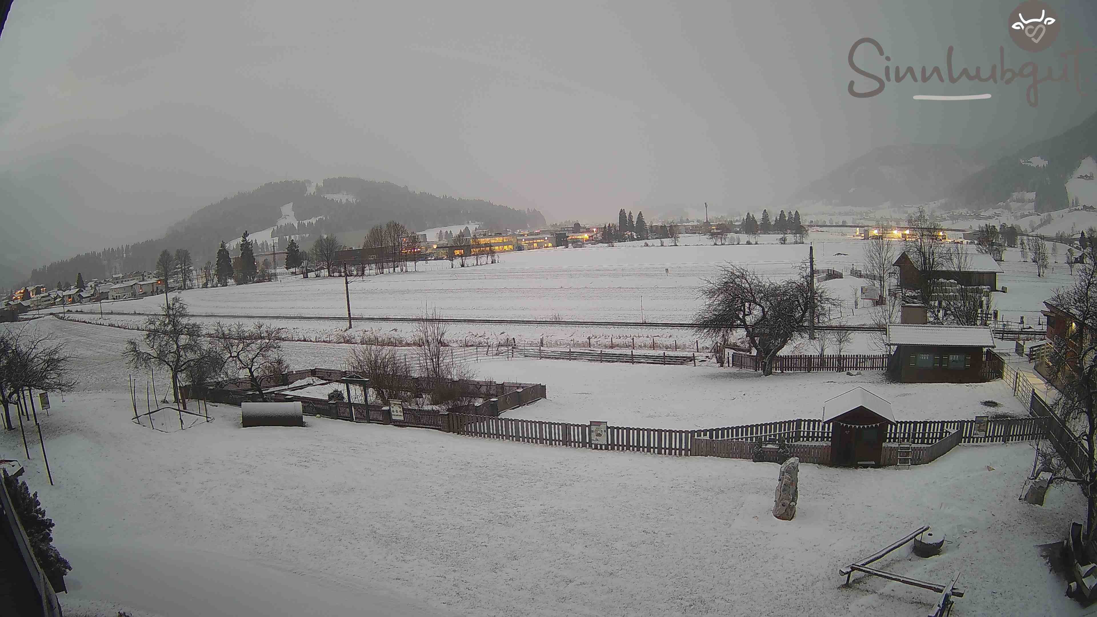 Archived image Webcam Sinnhub farm - Altenmarkt