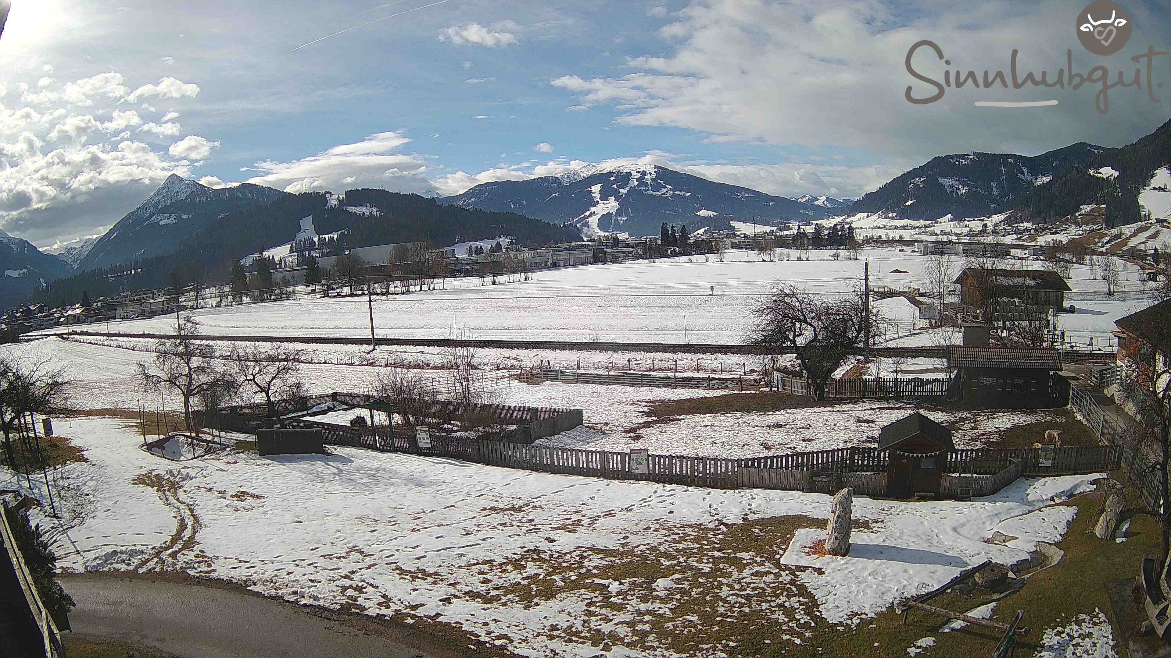 Archived image Webcam Sinnhub farm - Altenmarkt