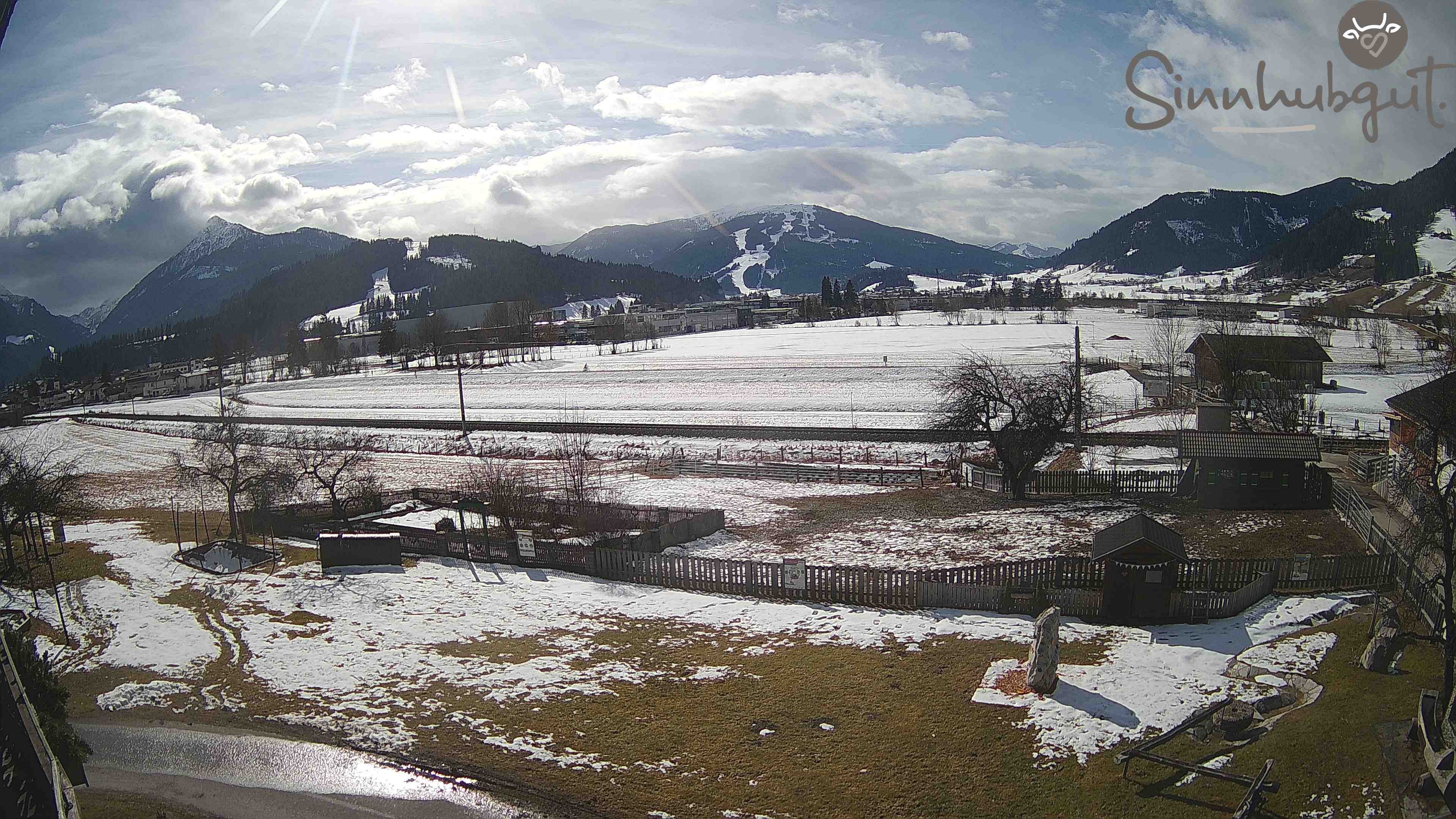 Archived image Webcam Sinnhub farm - Altenmarkt