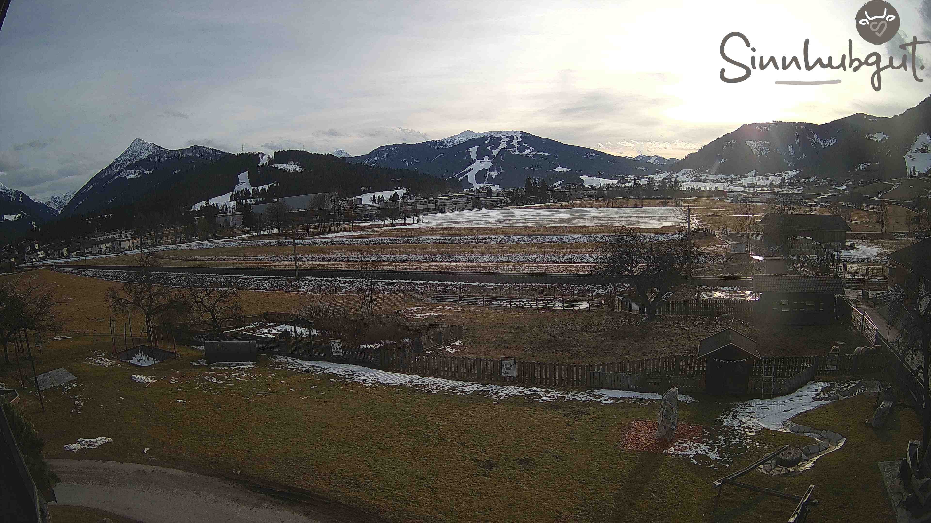 Archived image Webcam Sinnhub farm - Altenmarkt