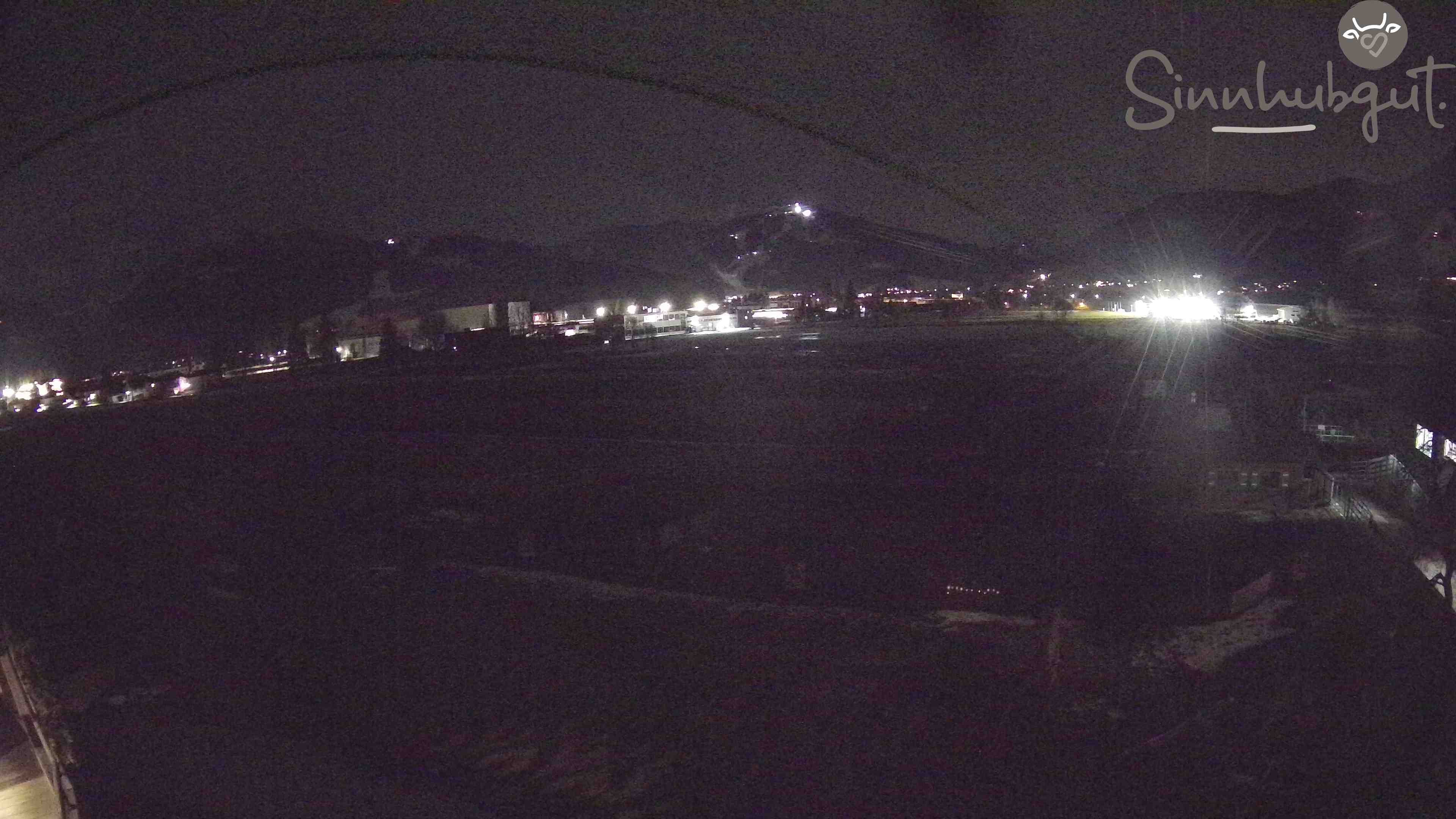 Archived image Webcam Sinnhub farm - Altenmarkt