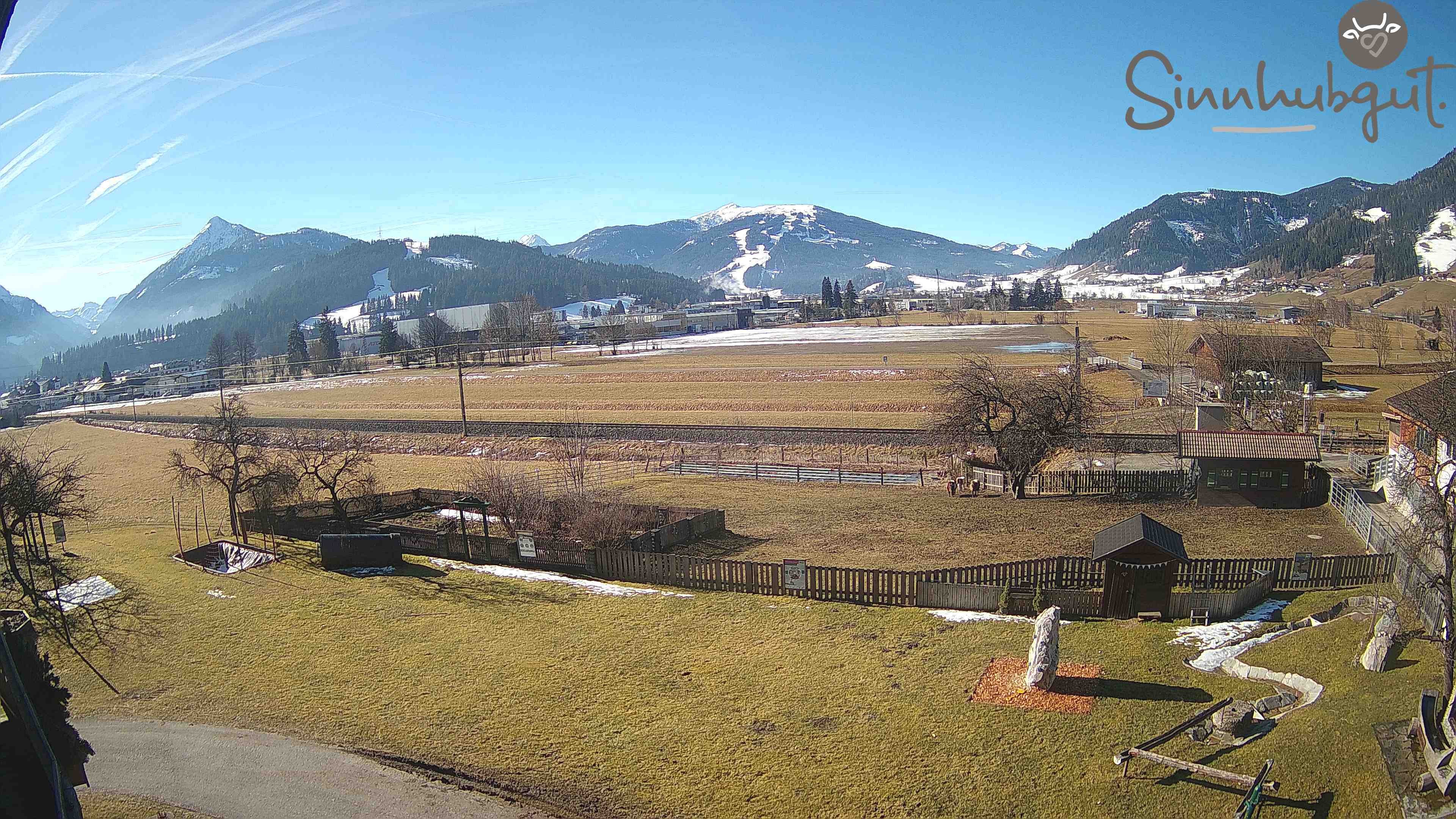 Archived image Webcam Sinnhub farm - Altenmarkt