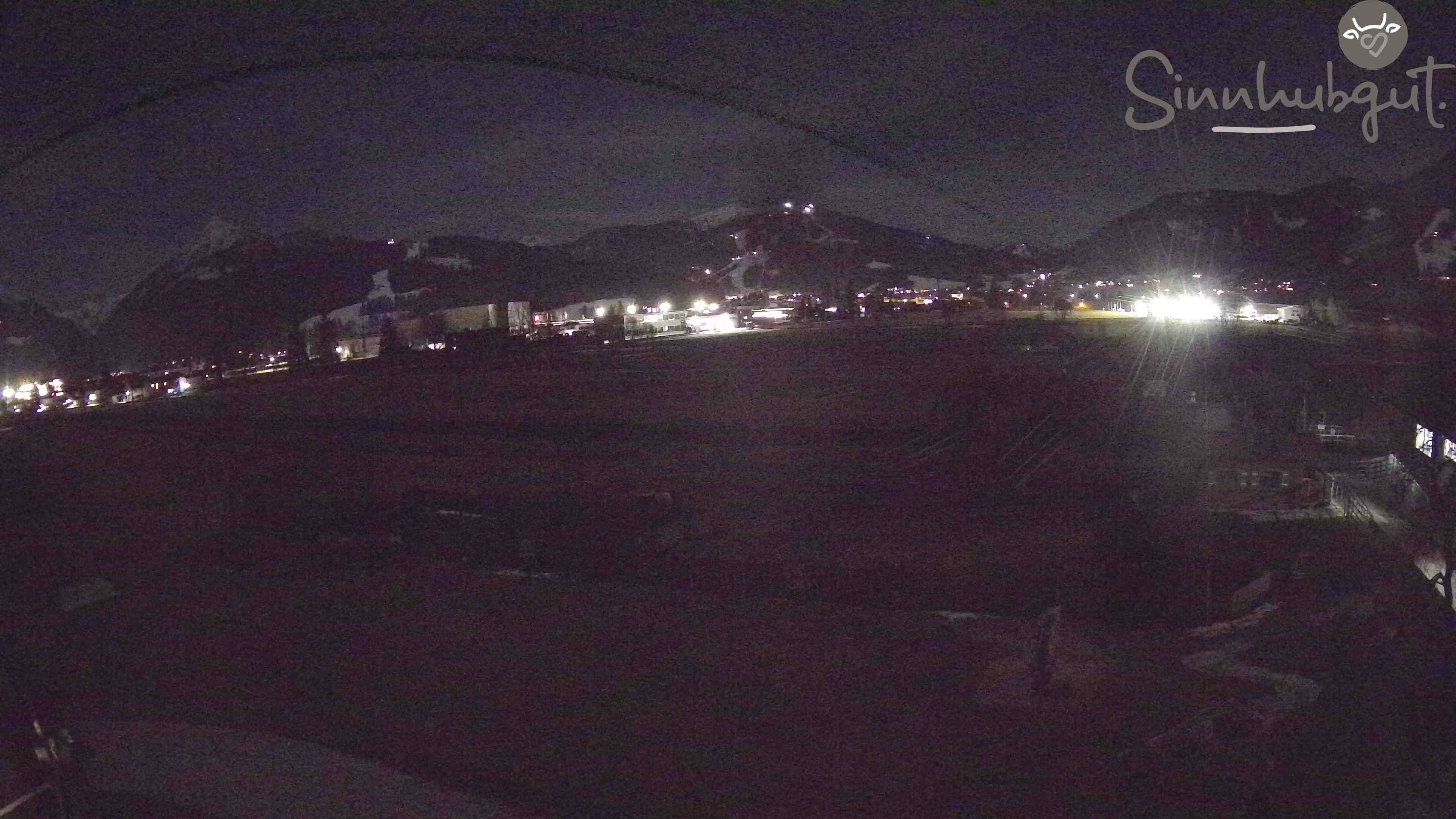 Archived image Webcam Sinnhub farm - Altenmarkt