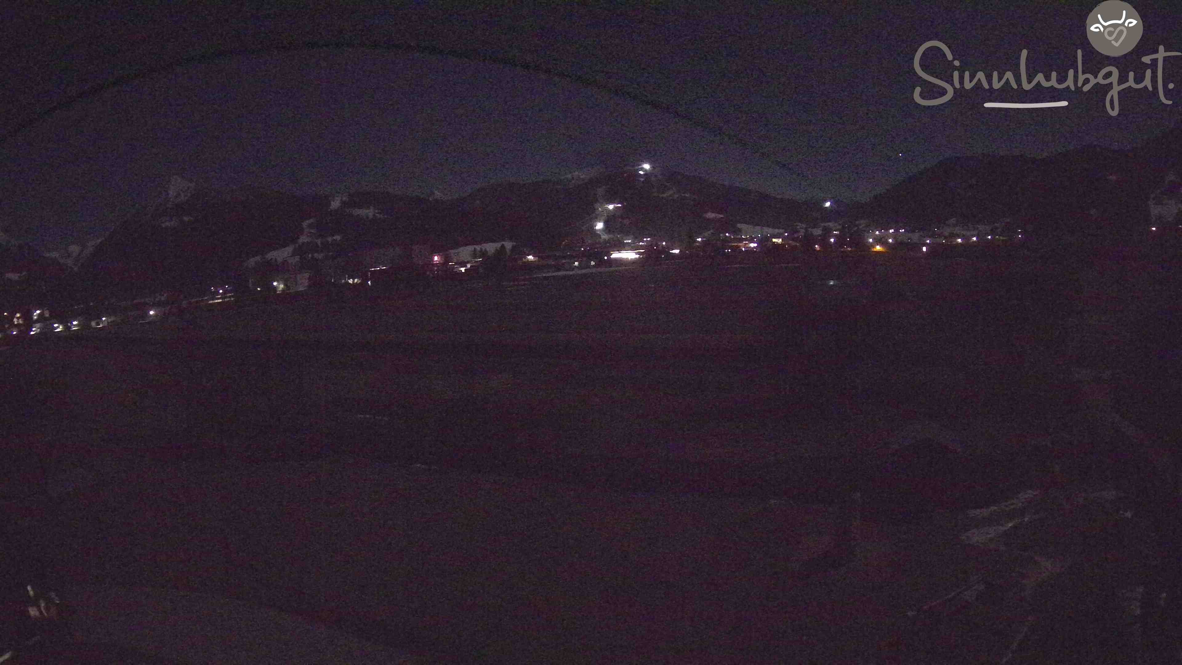 Archived image Webcam Sinnhub farm - Altenmarkt