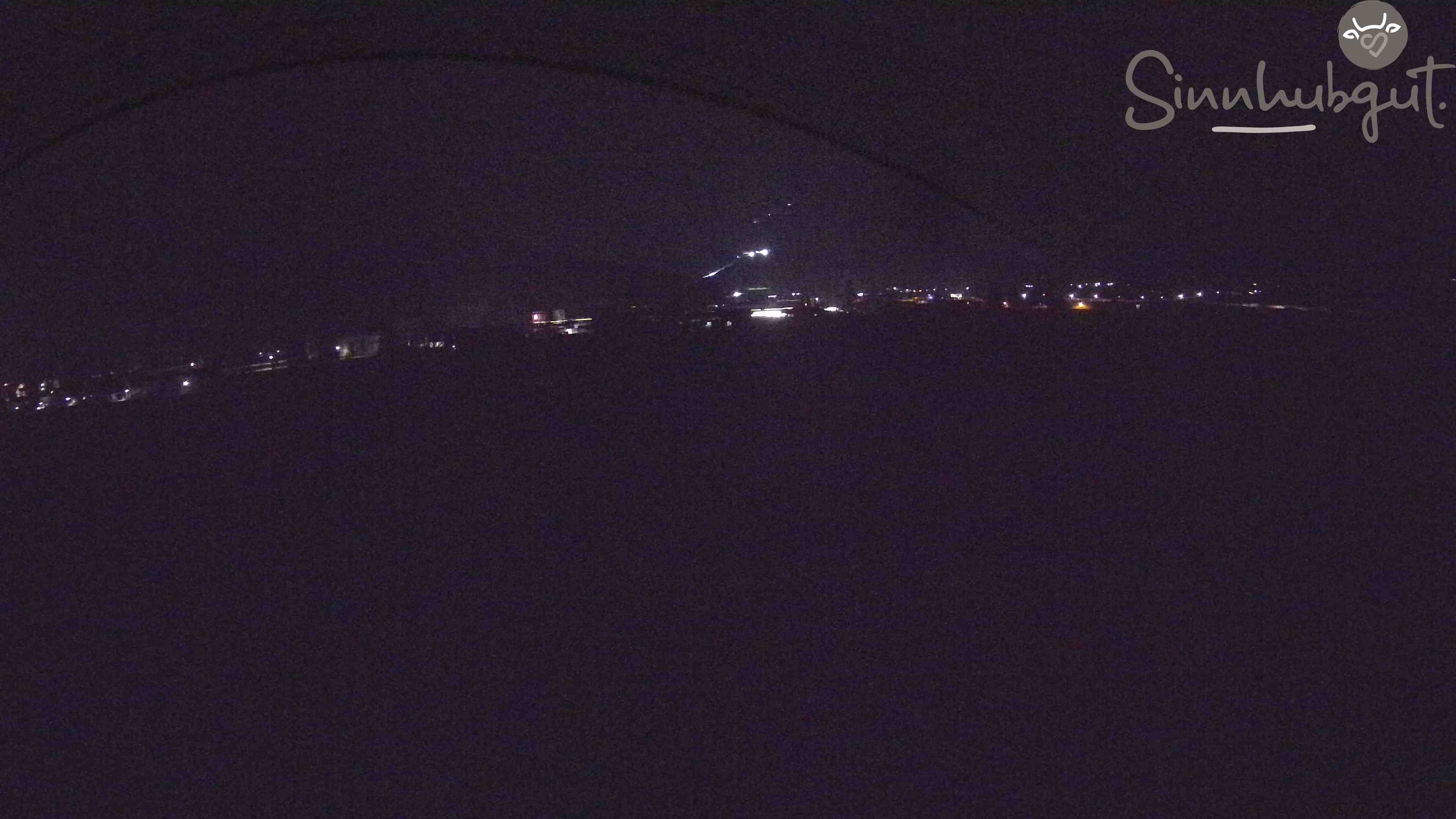 Archived image Webcam Sinnhub farm - Altenmarkt