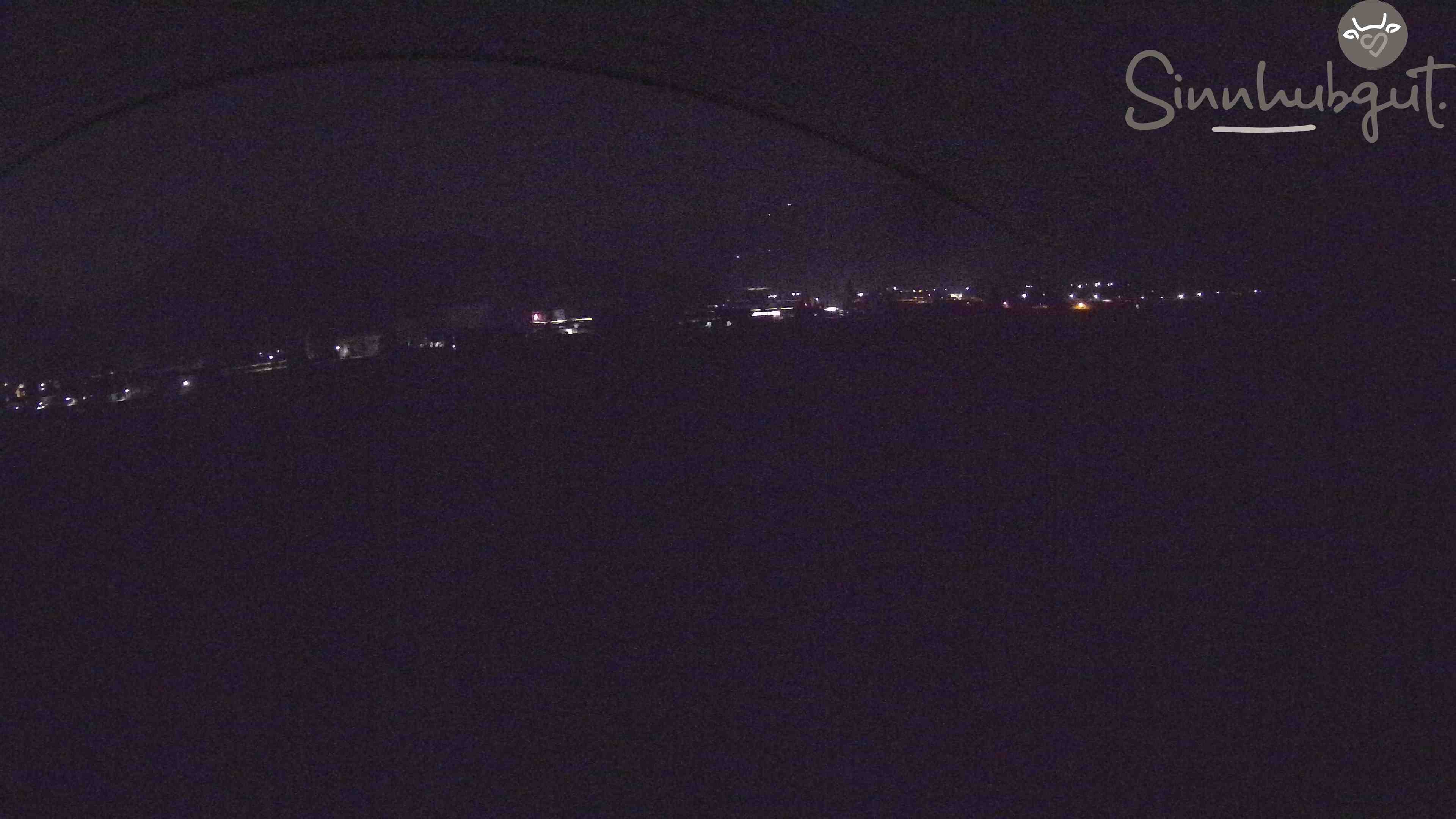 Archived image Webcam Sinnhub farm - Altenmarkt