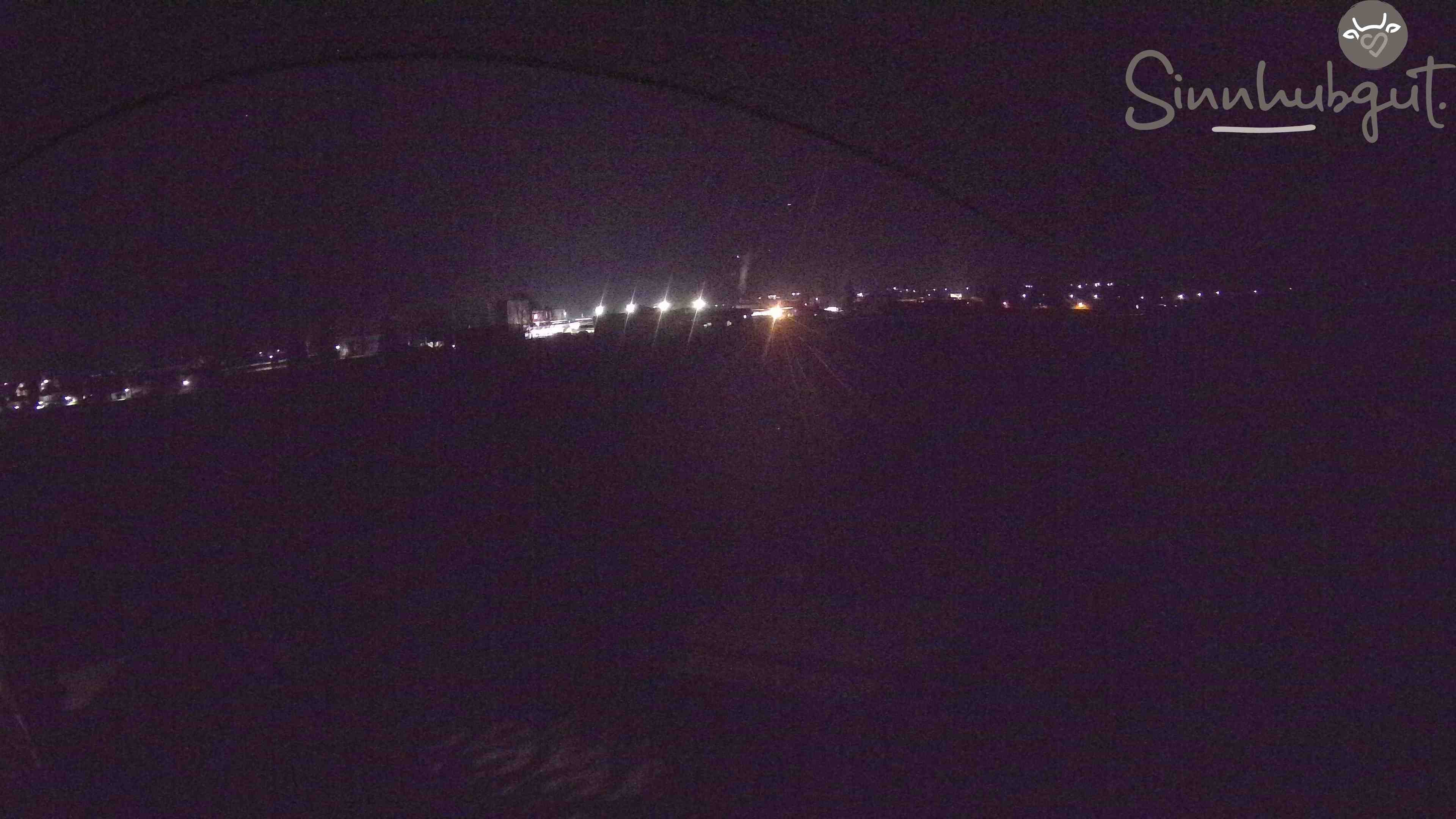 Archived image Webcam Sinnhub farm - Altenmarkt