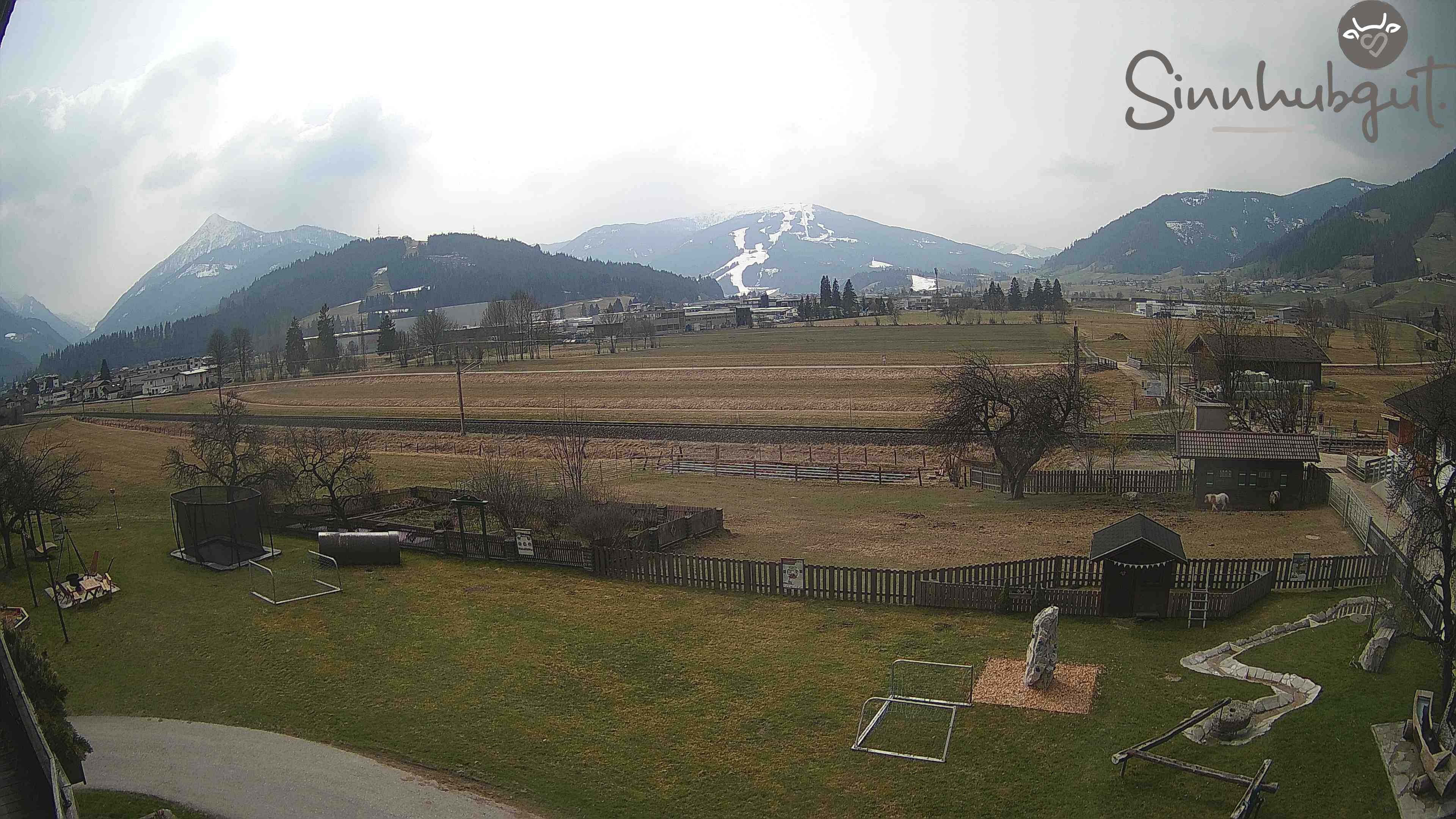 Archived image Webcam Sinnhub farm - Altenmarkt