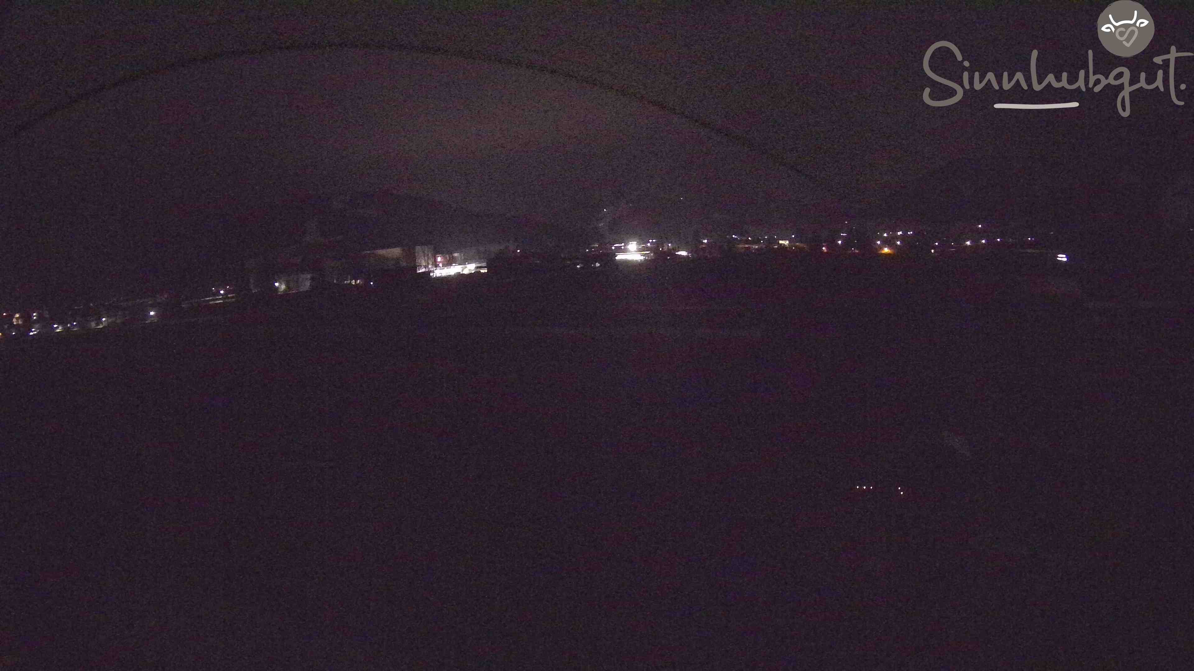 Archived image Webcam Sinnhub farm - Altenmarkt