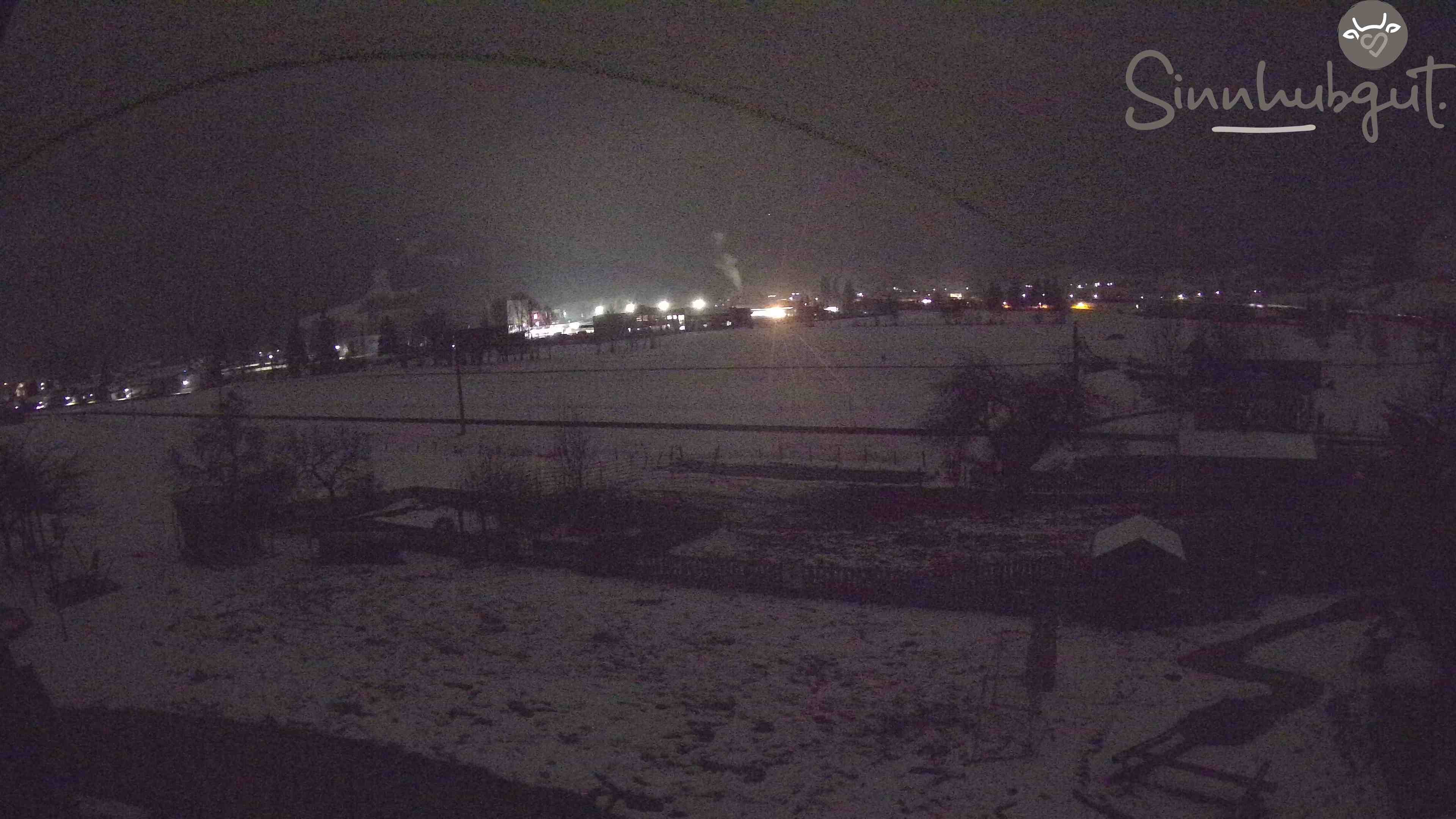 Archived image Webcam Sinnhub farm - Altenmarkt