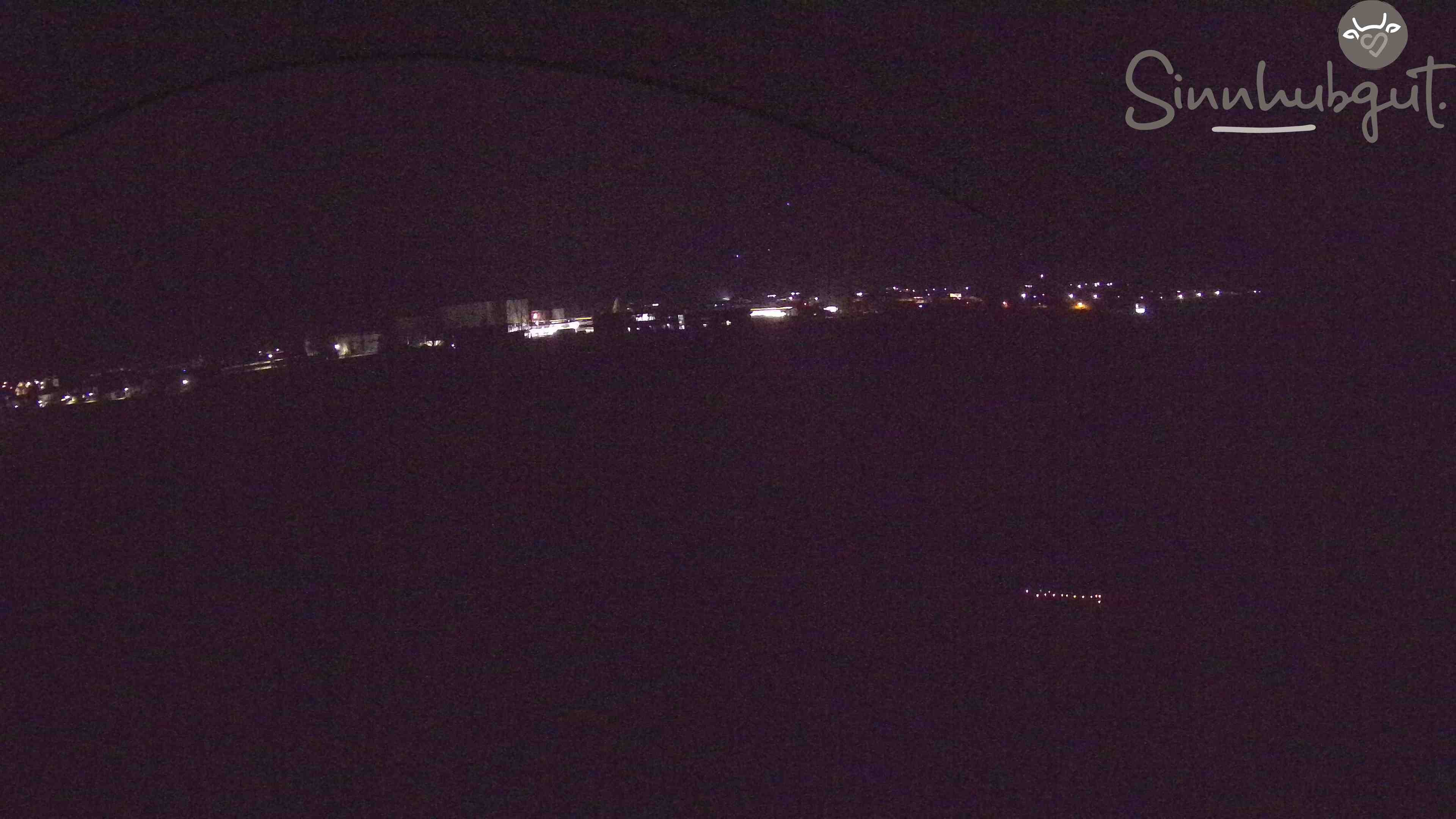 Archived image Webcam Sinnhub farm - Altenmarkt