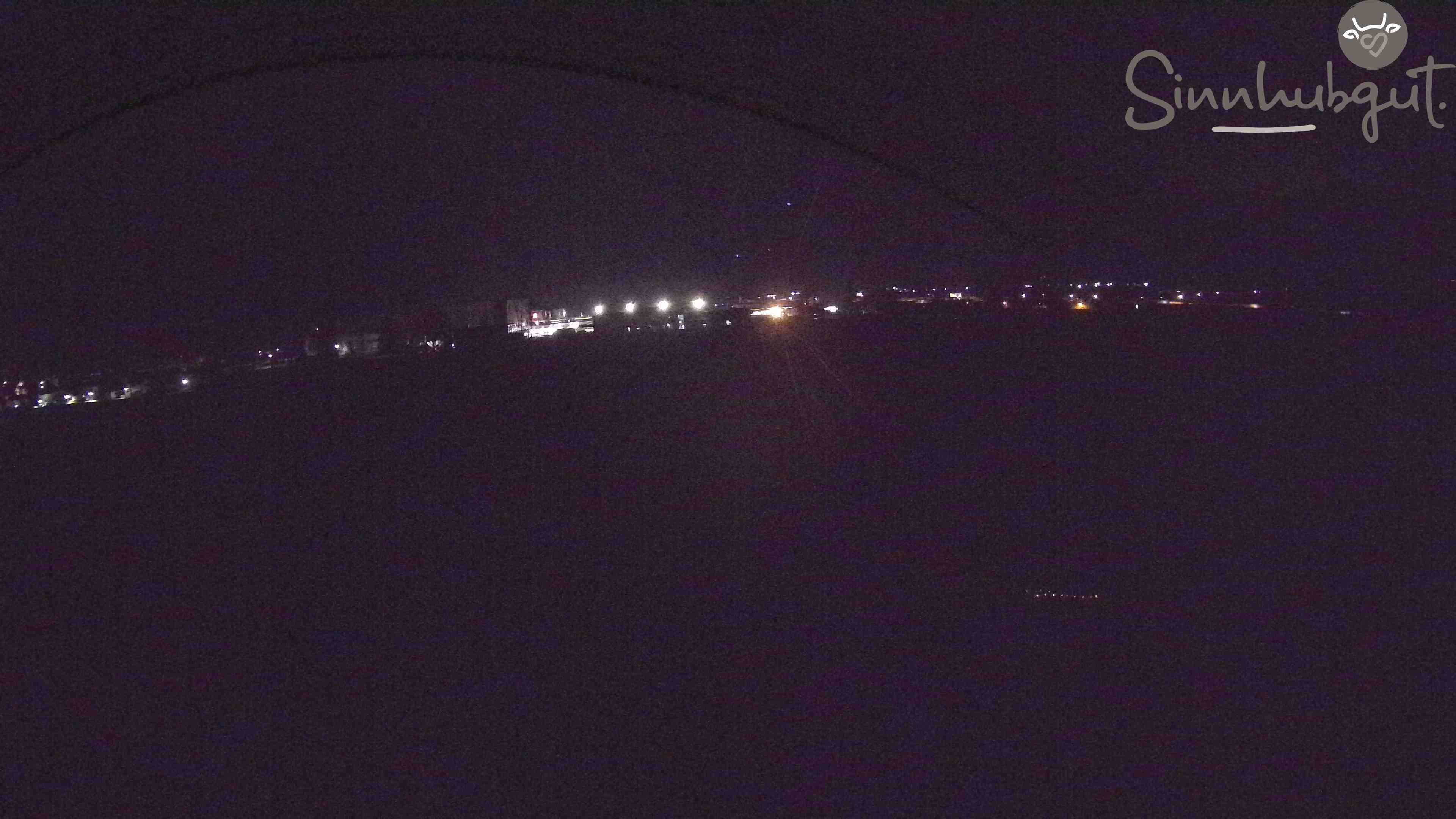 Archived image Webcam Sinnhub farm - Altenmarkt