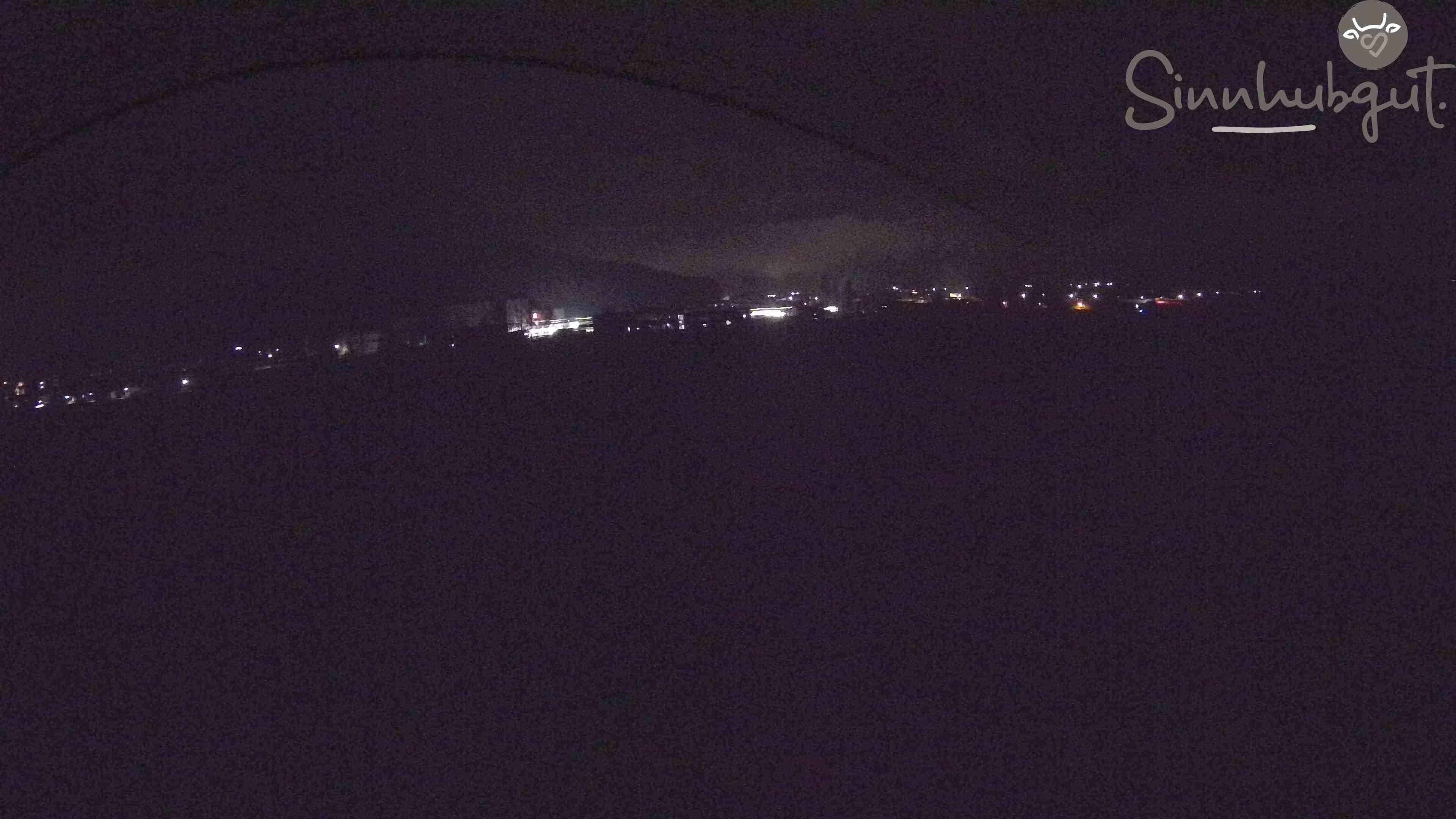 Archived image Webcam Sinnhub farm - Altenmarkt