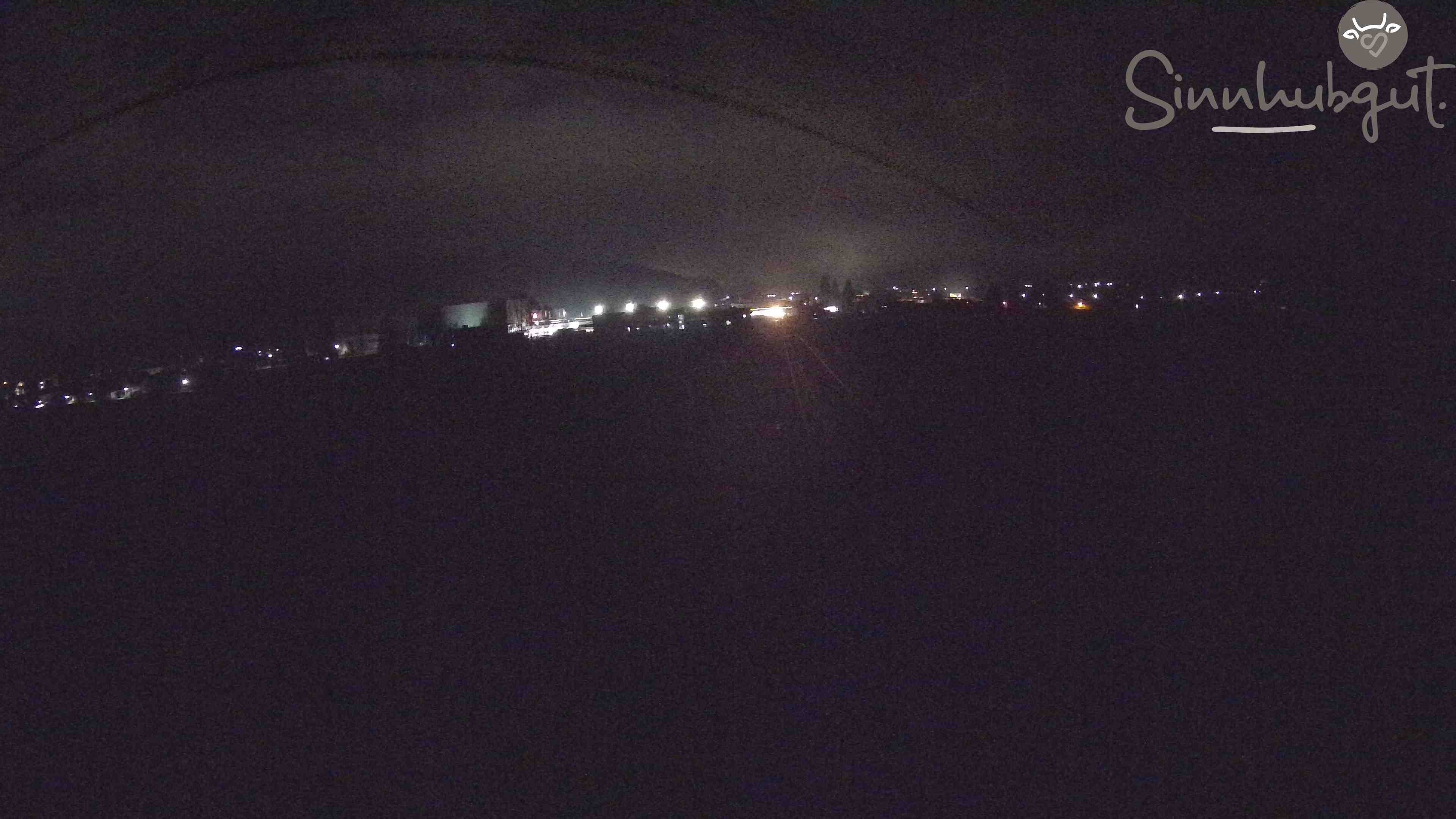 Archived image Webcam Sinnhub farm - Altenmarkt