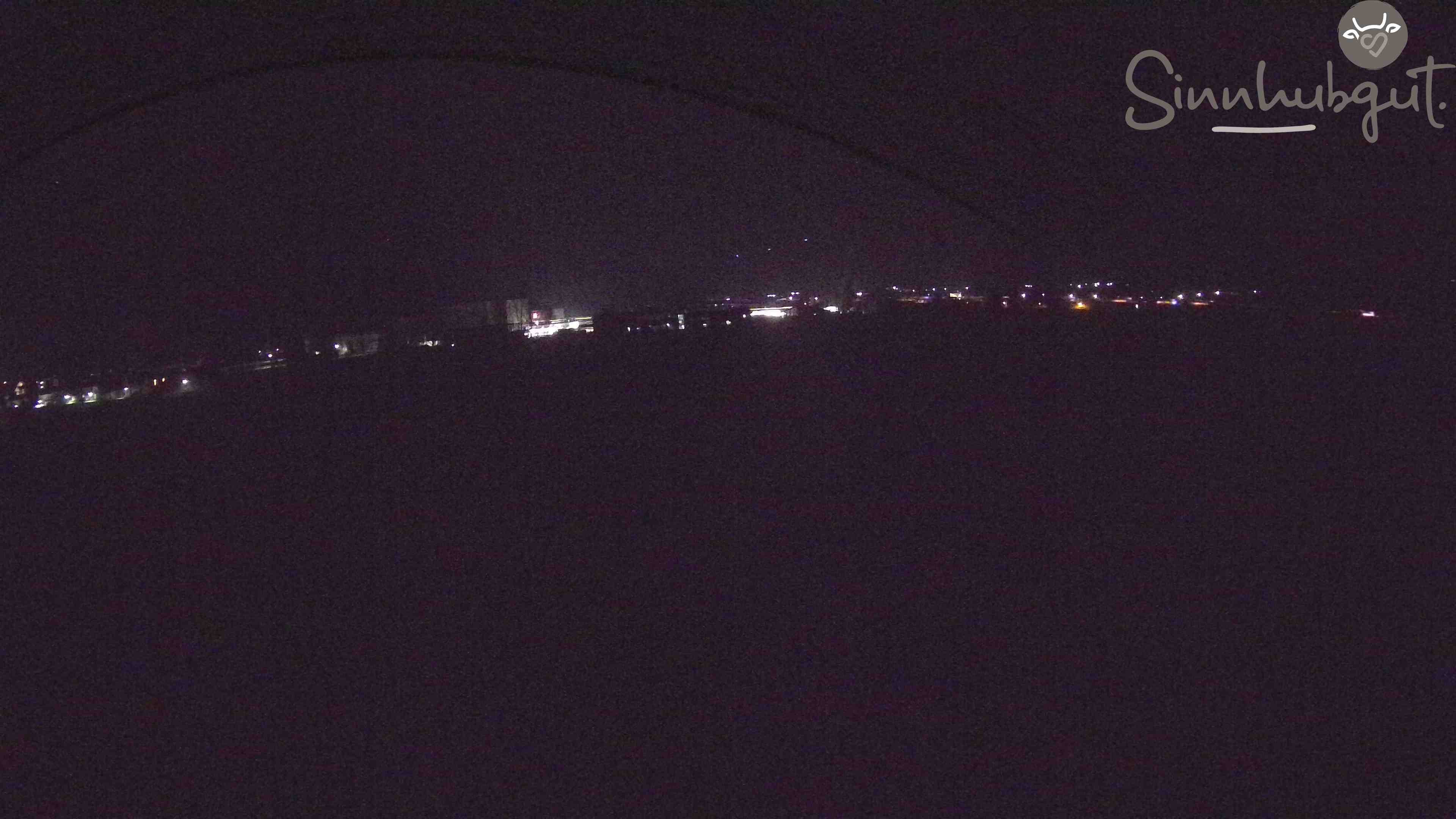 Archived image Webcam Sinnhub farm - Altenmarkt