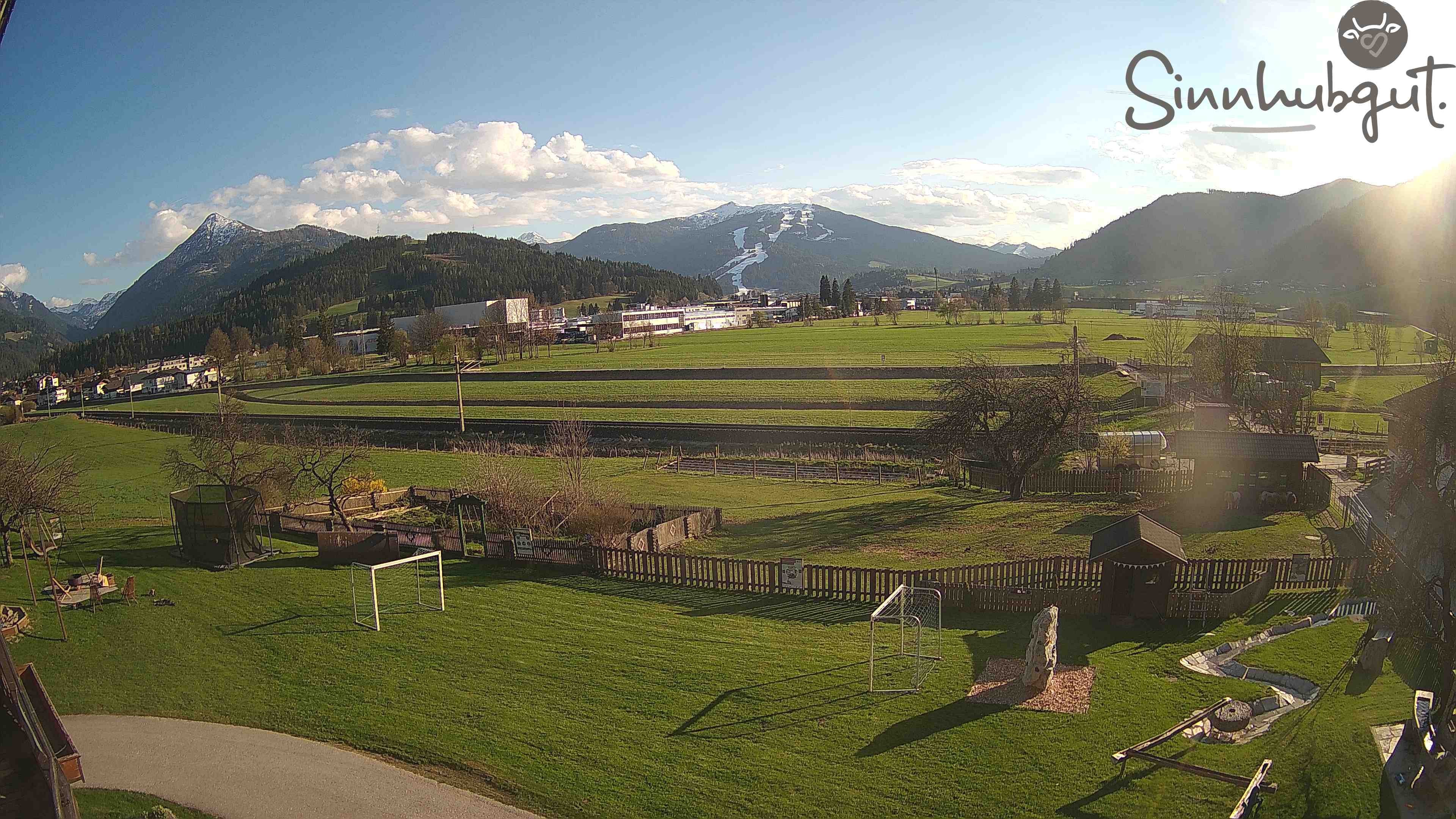 Archived image Webcam Sinnhub farm - Altenmarkt