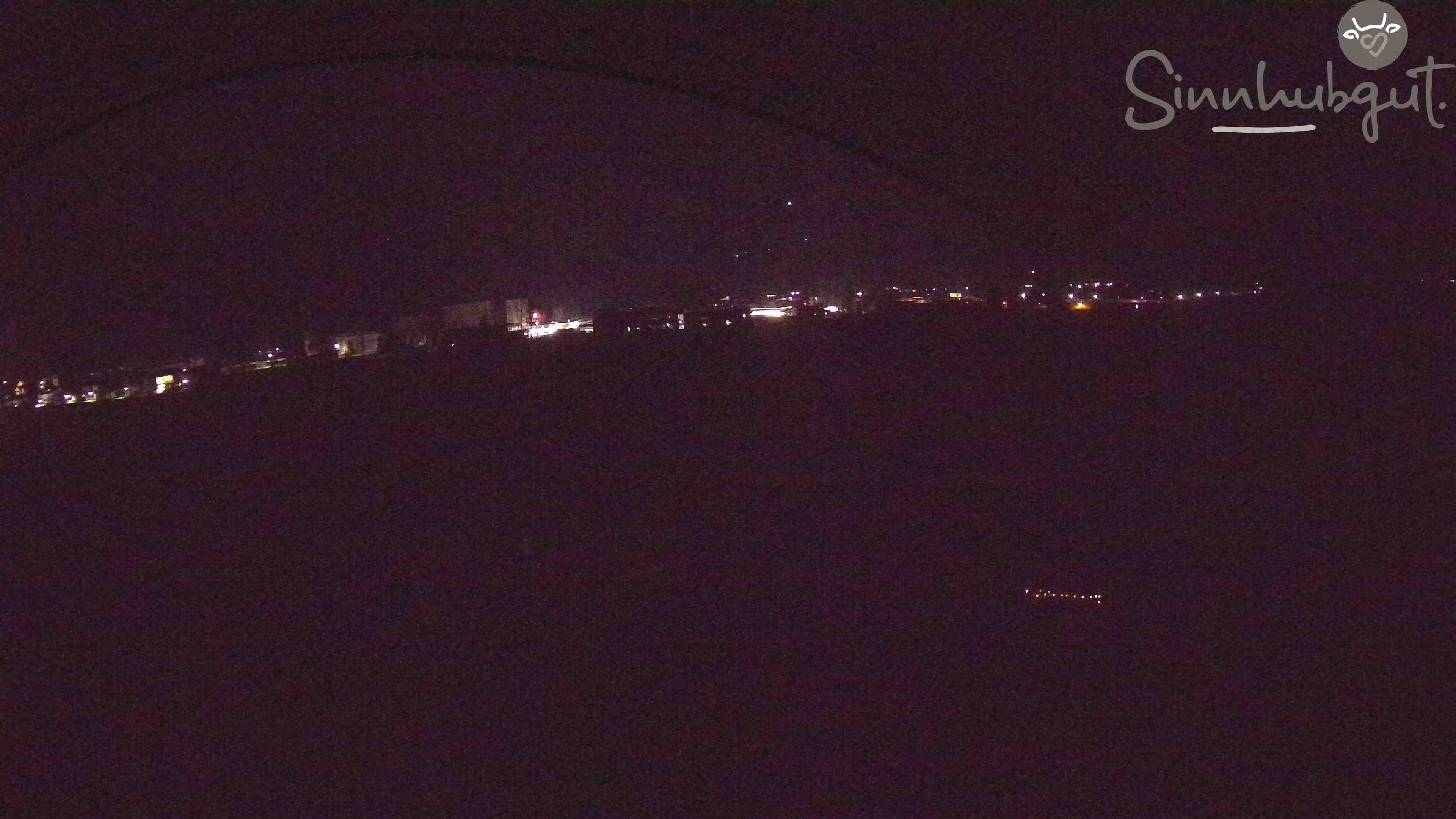 Archived image Webcam Sinnhub farm - Altenmarkt