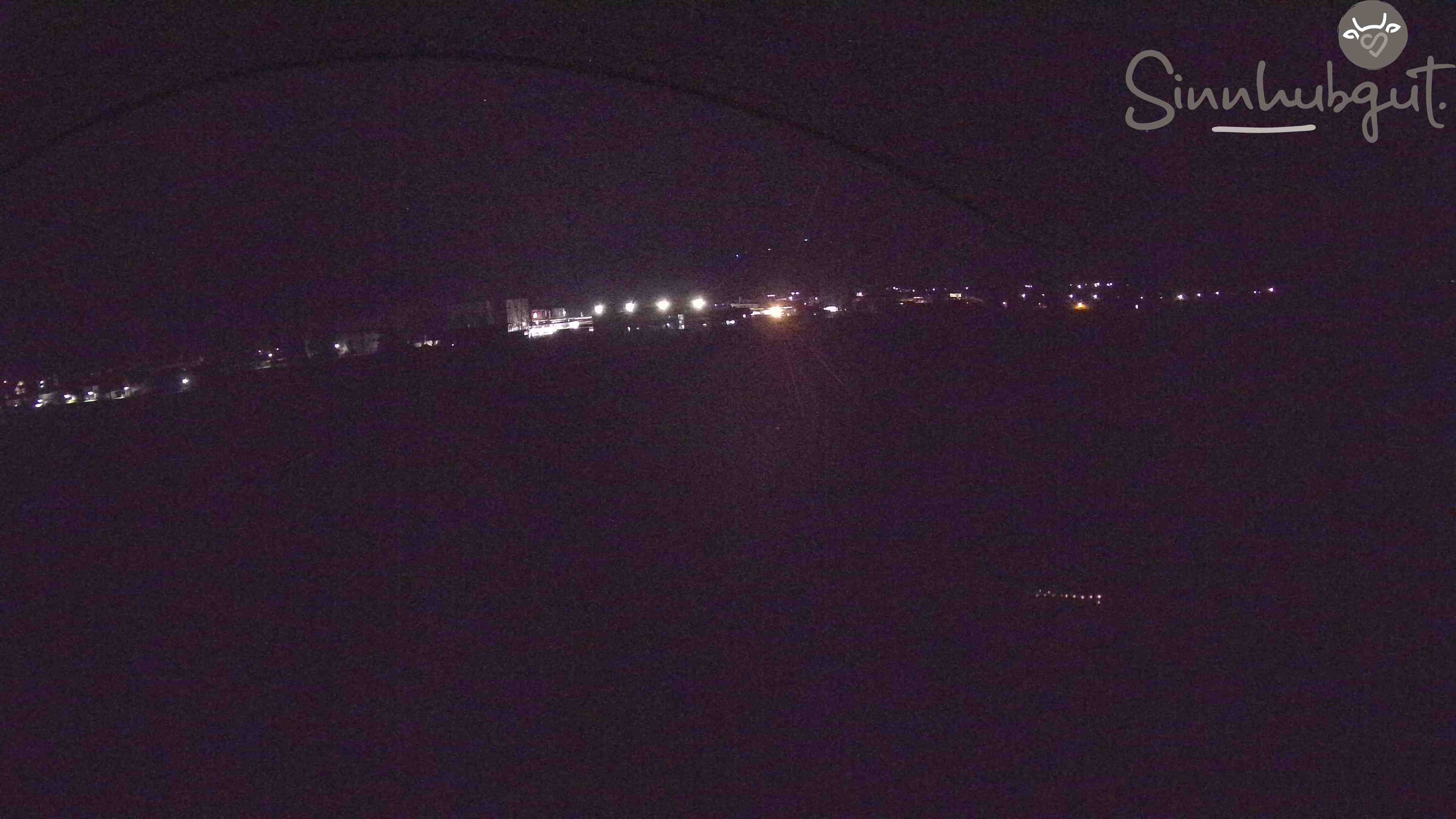 Archived image Webcam Sinnhub farm - Altenmarkt