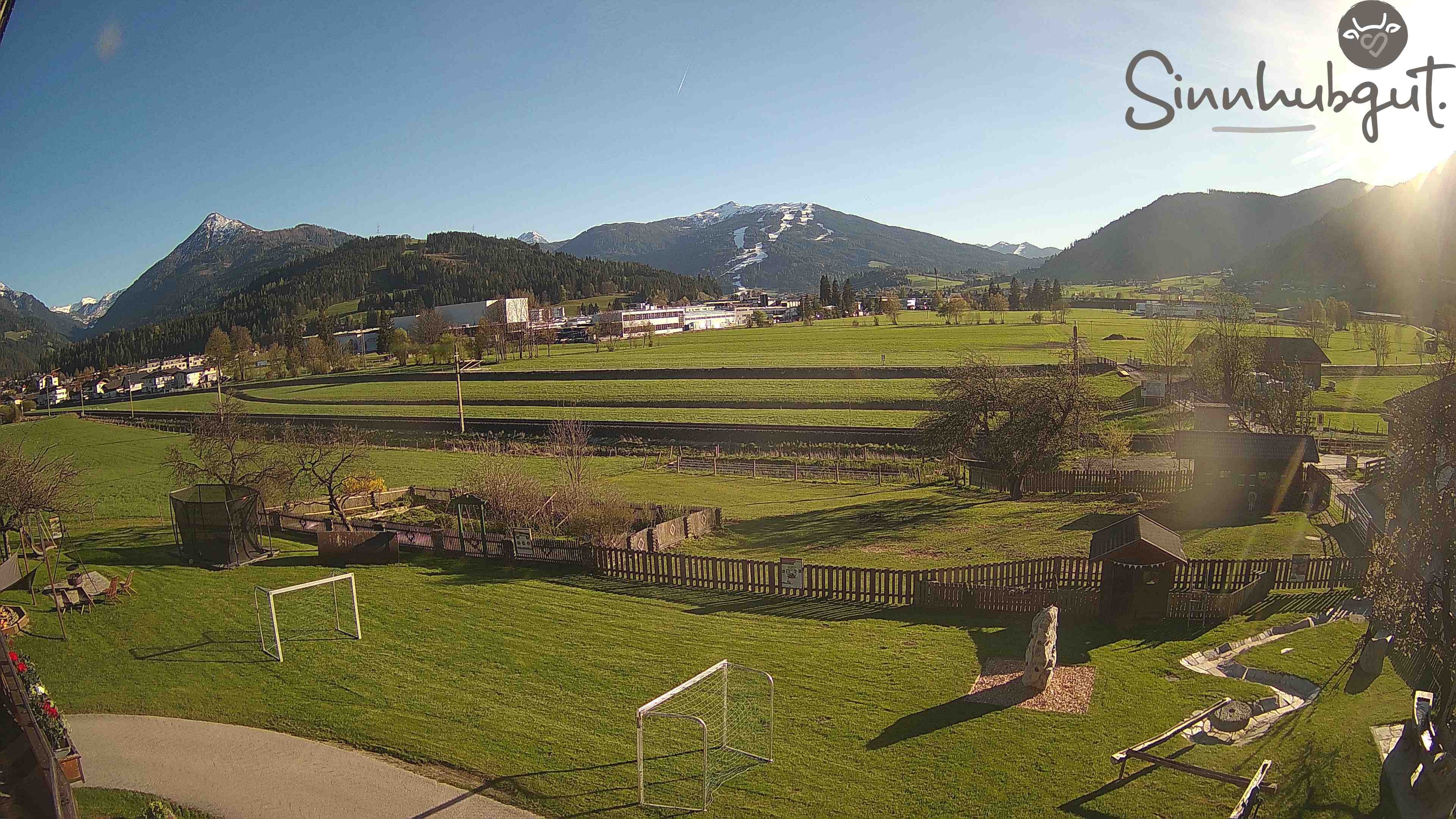 Archived image Webcam Sinnhub farm - Altenmarkt