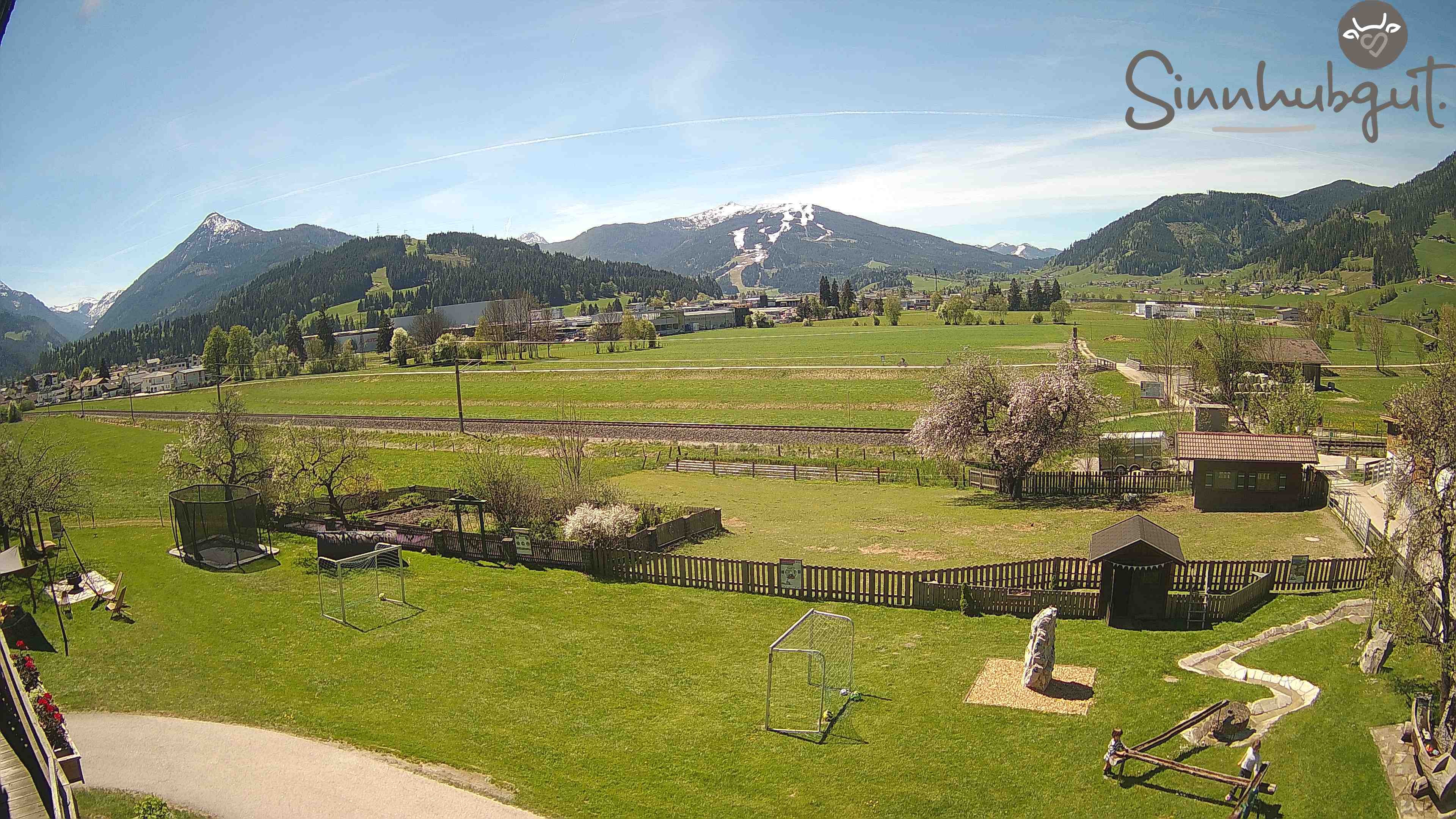 Archived image Webcam Sinnhub farm - Altenmarkt