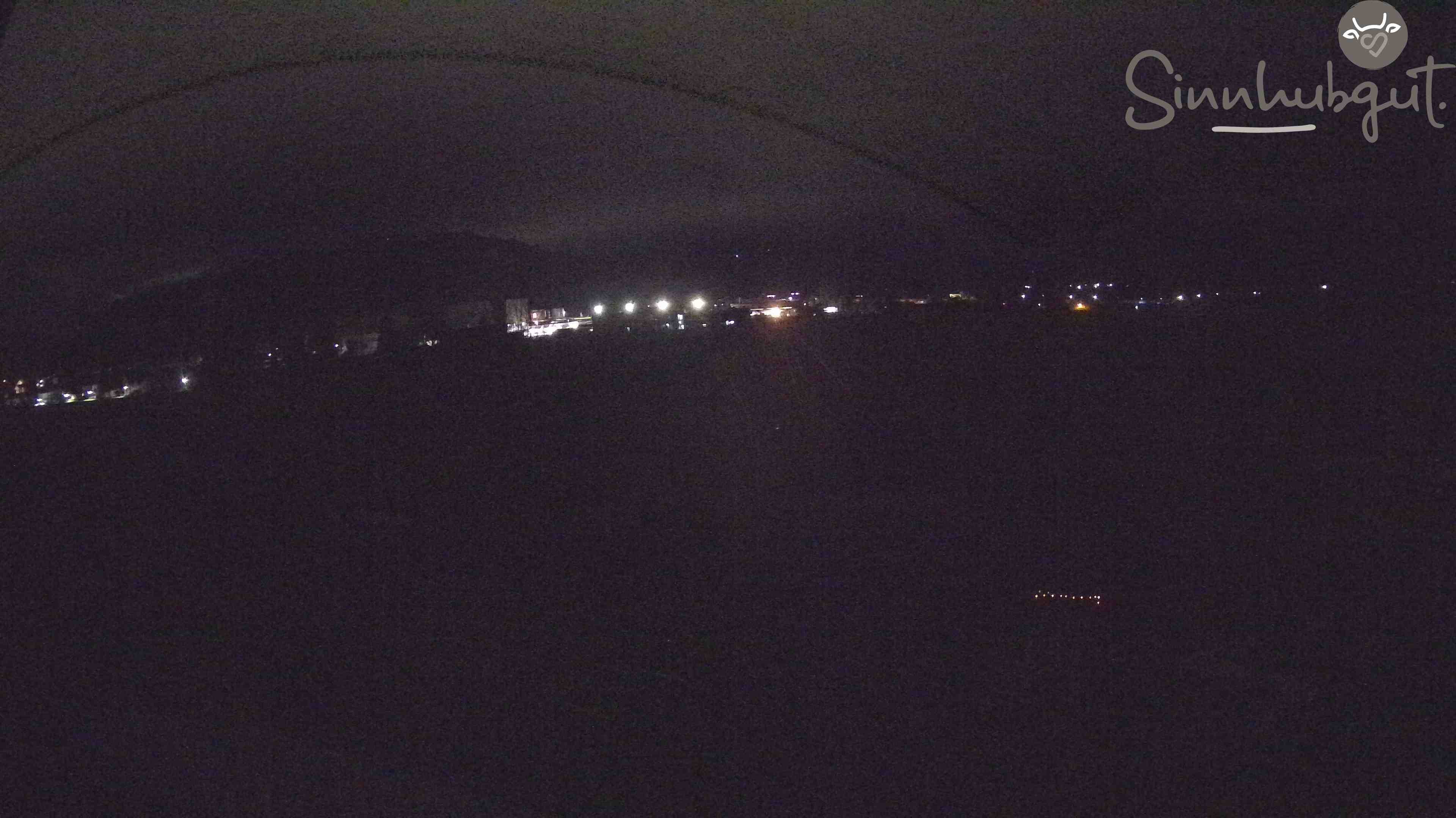 Archived image Webcam Sinnhub farm - Altenmarkt